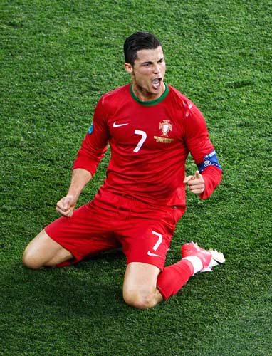 挪威汉堡店经理：给哈兰德送餐很有趣，希望他喜欢我们的汉堡（挪威汉堡店经理：为哈兰德送餐很有趣，盼他喜欢本店汉堡）