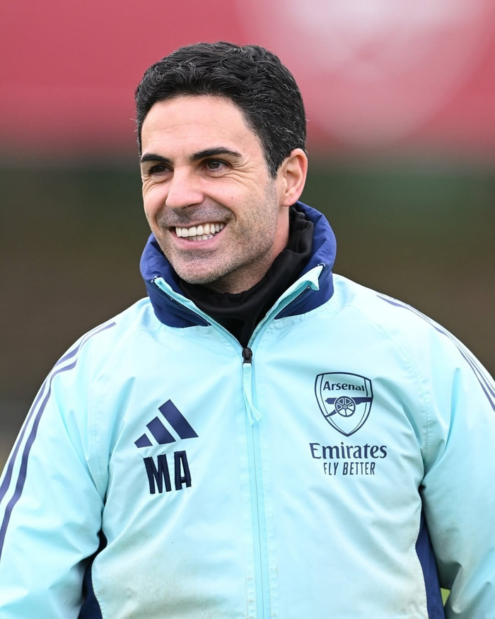 美记：字母哥加盟尼克斯有且仅有一条路，那就是他非纽约不去（美记：字母哥若想投身尼克斯，唯一途径是明确只去纽约）