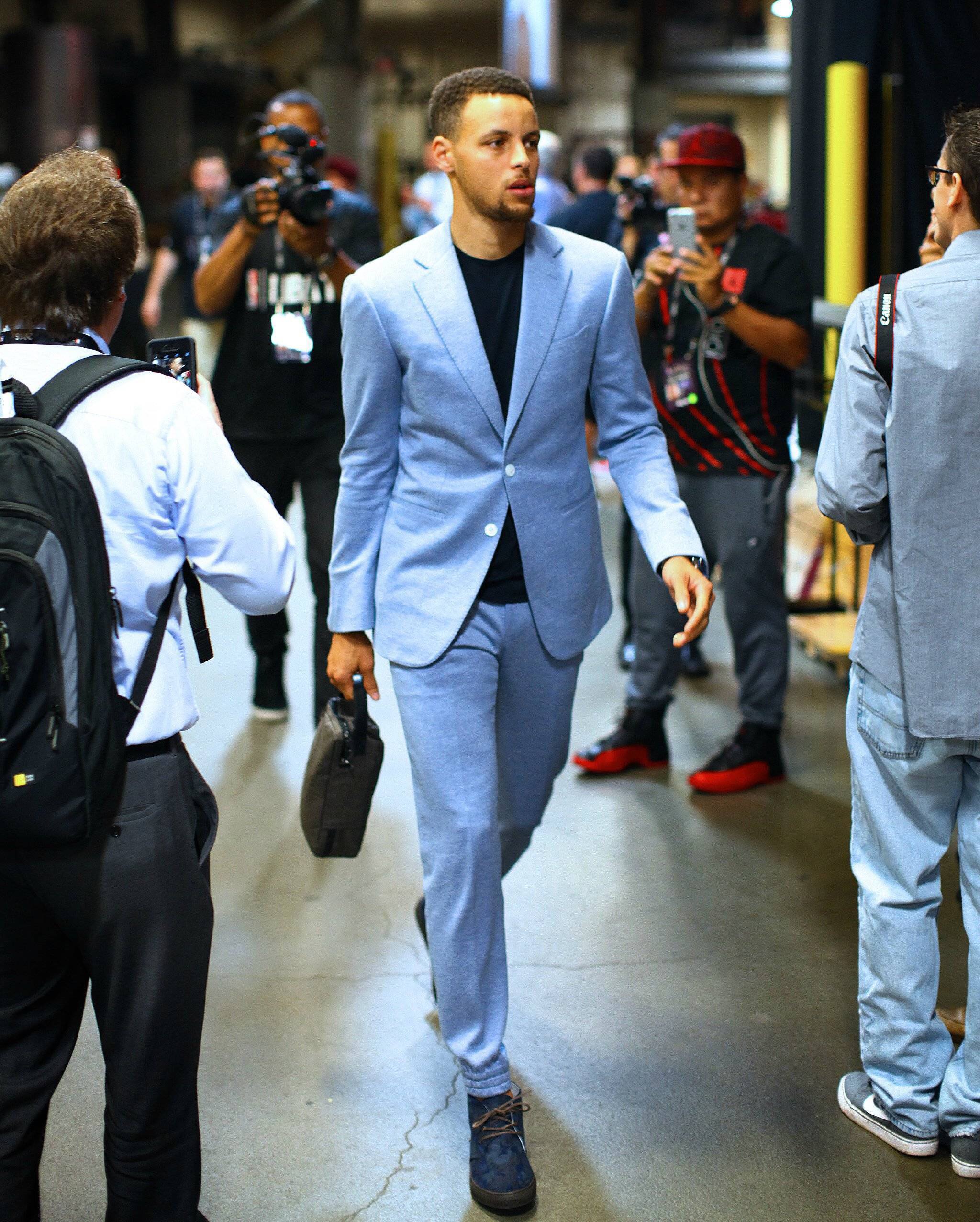 NBA：太阳击败篮网 杜兰特贡献35分（杜兰特砍下35分 太阳力克篮网）