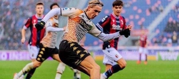 唐斯砍35+18+5，大卫·李后尼克斯首人（唐斯35分18篮板5助攻，成尼克斯自大卫·李以来首人）