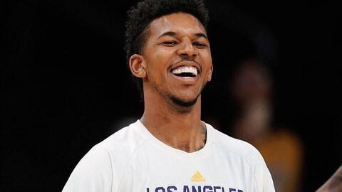 每体：在巴萨更衣室，队友们都叫杰拉德-马丁为“杰拉德-马尔蒂尼”（每体：巴萨更衣室中，杰拉德-马丁被队友称作“杰拉德-马尔蒂尼”）