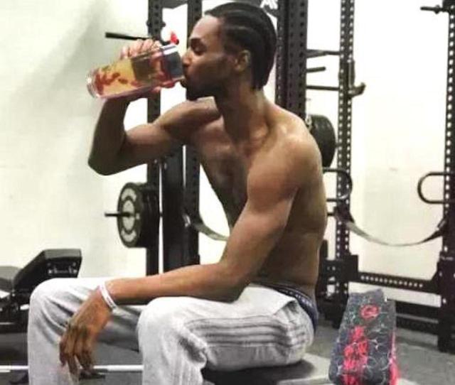 日职半场：图里奥抽射破门，京都不死鸟1-0神户胜利船（J1半场：图里奥抽射建功，京都不死鸟1-0领先神户胜利船）