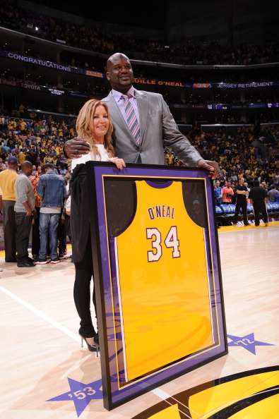 巴萨官方：拉菲尼亚继续进行个人训练，处在康复的最后阶段（巴萨通报：拉菲尼亚继续单独训练，康复进入收尾阶段）