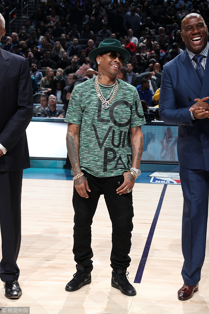 KD：经历这些艰难的比赛，对我们整个团队来说都非常重要（KD：这些艰难的比赛对全队意义重大）