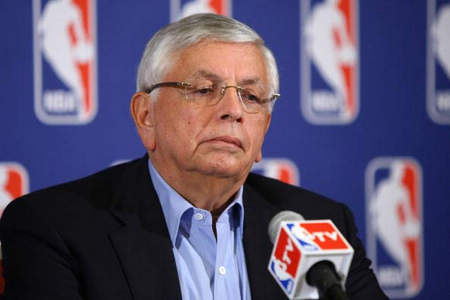 梅西领衔迈阿密国际冲击MLS冠军！温哥华白帽决赛遭遇强敌（梅西率迈阿密国际冲击MLS桂冠，温哥华白帽决赛硬碰强敌）