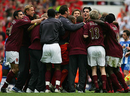 1-3逆转！巴萨诺坎普击败马竞，7连胜终结，榜首优势更稳固