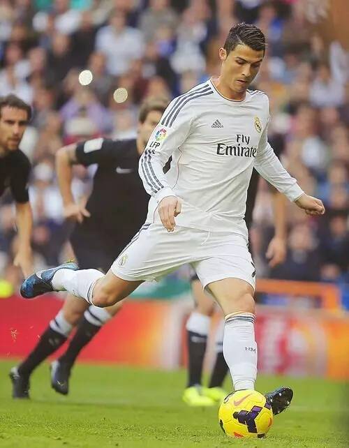 本-戴维斯：孙兴慜对我来说是家人，他离队让我非常难过