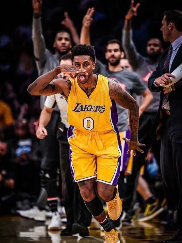 世联赛：中国女排3-2逆转战胜美国女排，知道为什么吗？（世联赛：中国女排3-2逆转美国女排，胜因何在？）