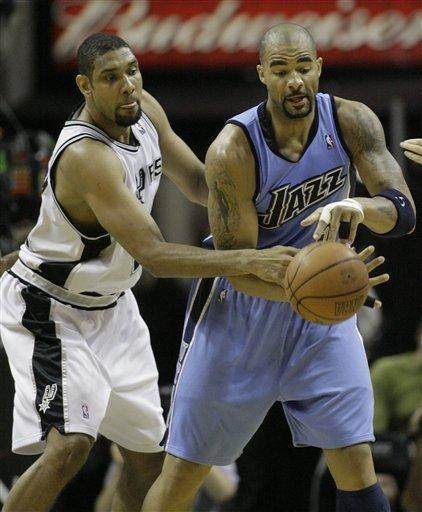 “苏超”赛季最佳阵容公布，马宁获裁判员纪念奖（苏超赛季最佳阵容出炉，马宁荣膺裁判员纪念奖）