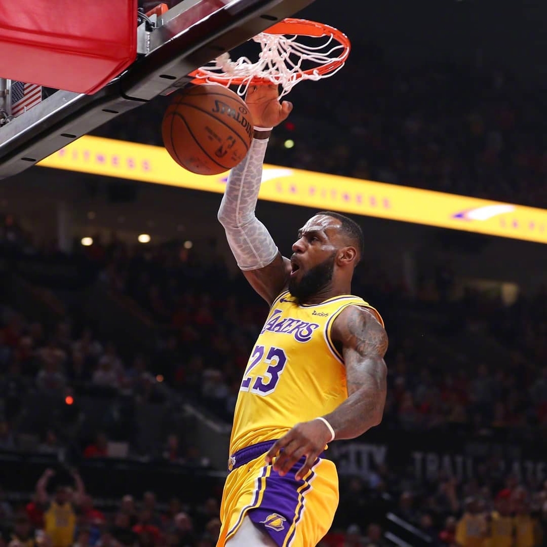 打进23球，费兰升至西班牙国家队历史射手榜并列第10（费兰第23球达成，升至西班牙队史射手榜并列第十）